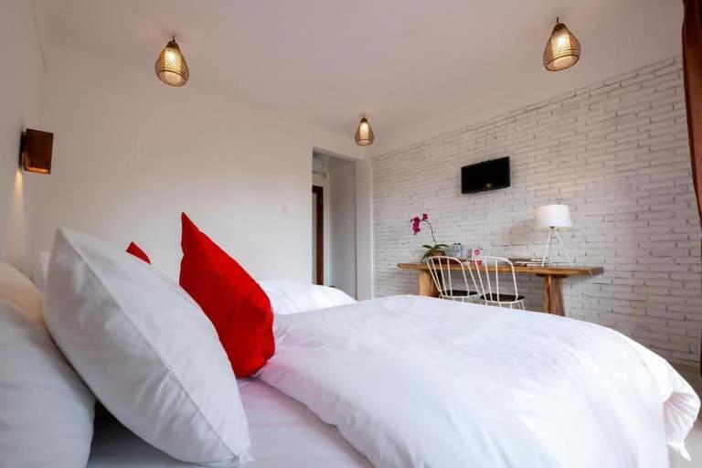 Surya Lombok Accommodation Селонг-Беланак Экстерьер фото