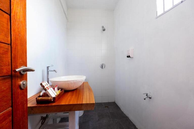 Surya Lombok Accommodation Селонг-Беланак Экстерьер фото